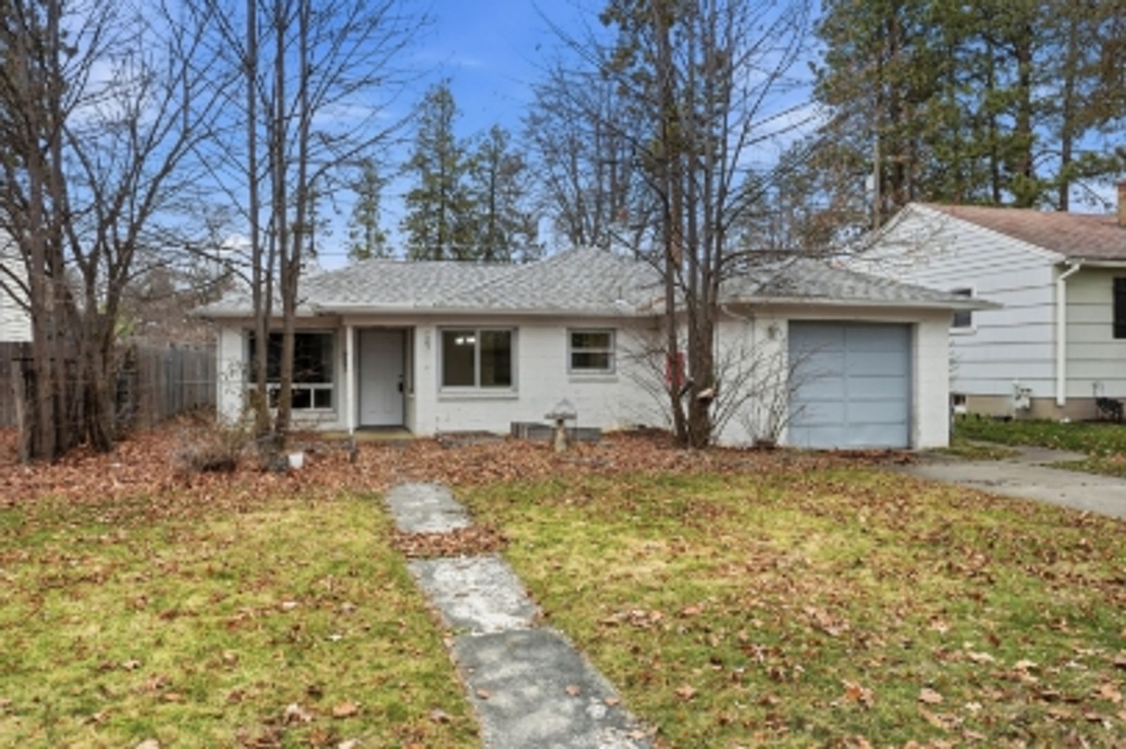 Spokane House: 1307 E Thurston Ave