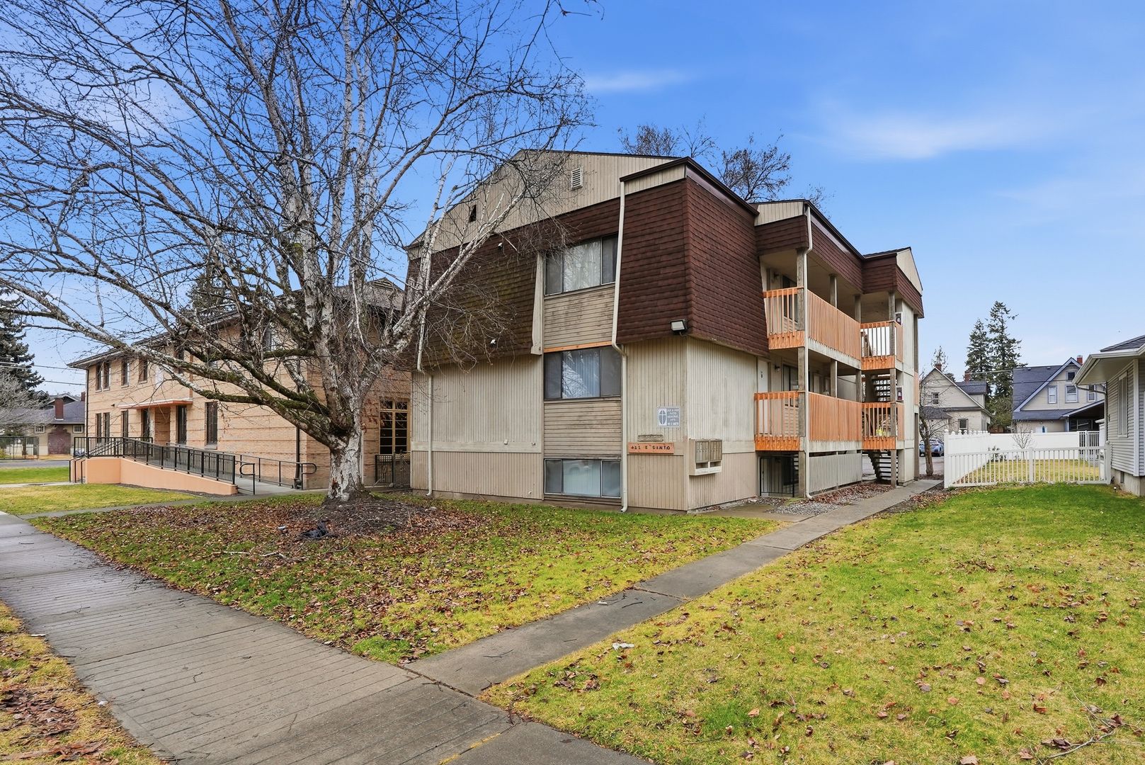 Spokane Apartment: 411 E Sinto Ave
