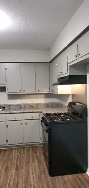 Les Chateaux Apartments - Selma, AL