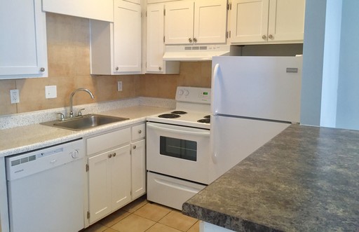 Green Springs Village Apartments – photo 1