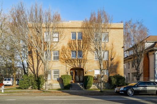 1 Bed 1 Bath Rental at 1325 6th Ave - Unit #4, Tacoma, WA – photo 1