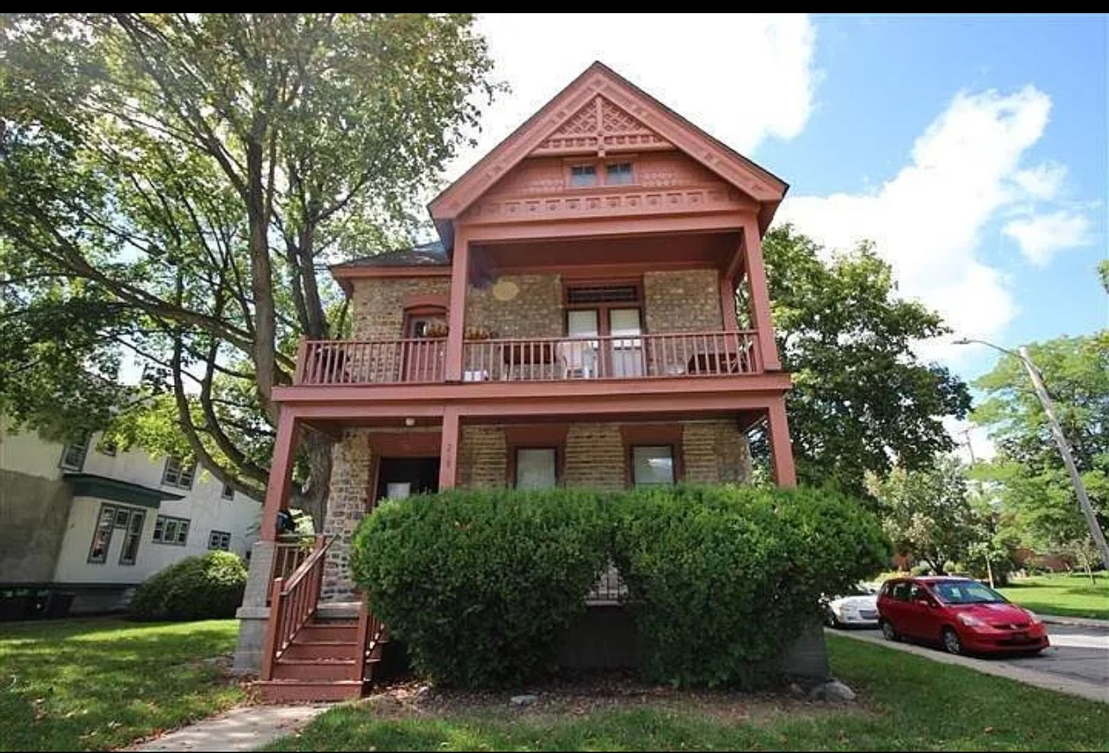 Ypsilanti Apartment: 219 N. Huron St.