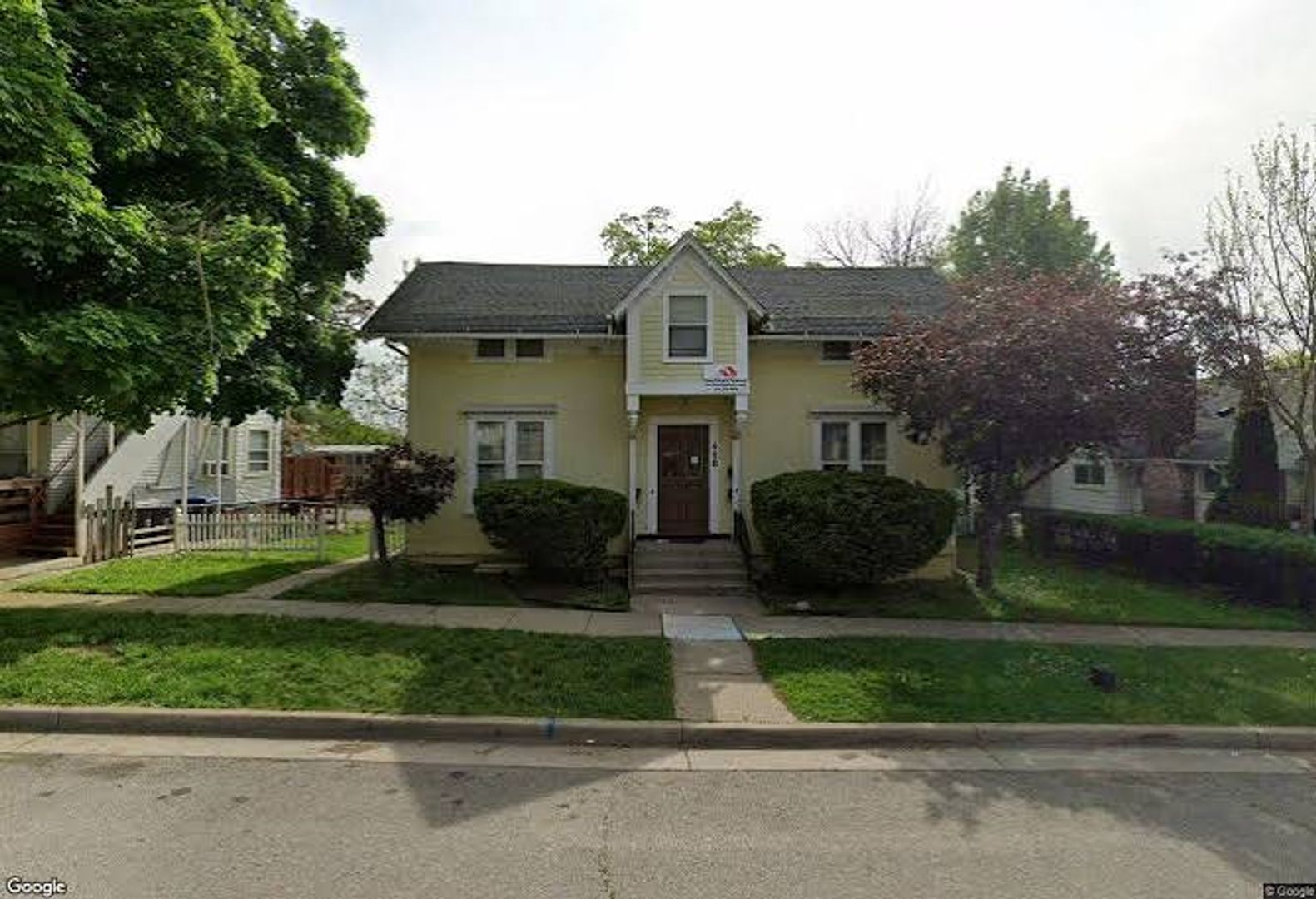 Ypsilanti Apartment: 118 College Pl