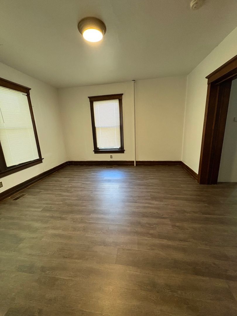 Ypsilanti Apartment: 310 N. Hamilton St.