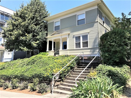 Historic One Bedroom in Awesome Cap Hill Location! – photo 1