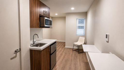 Top Floor Studio Available in Downtown Kirkland! – photo 1