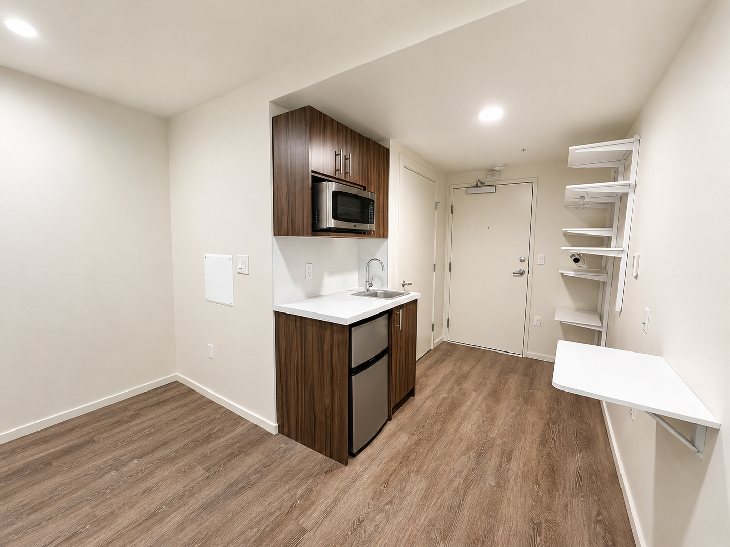 Kirkland Apartment: 330 4th ST