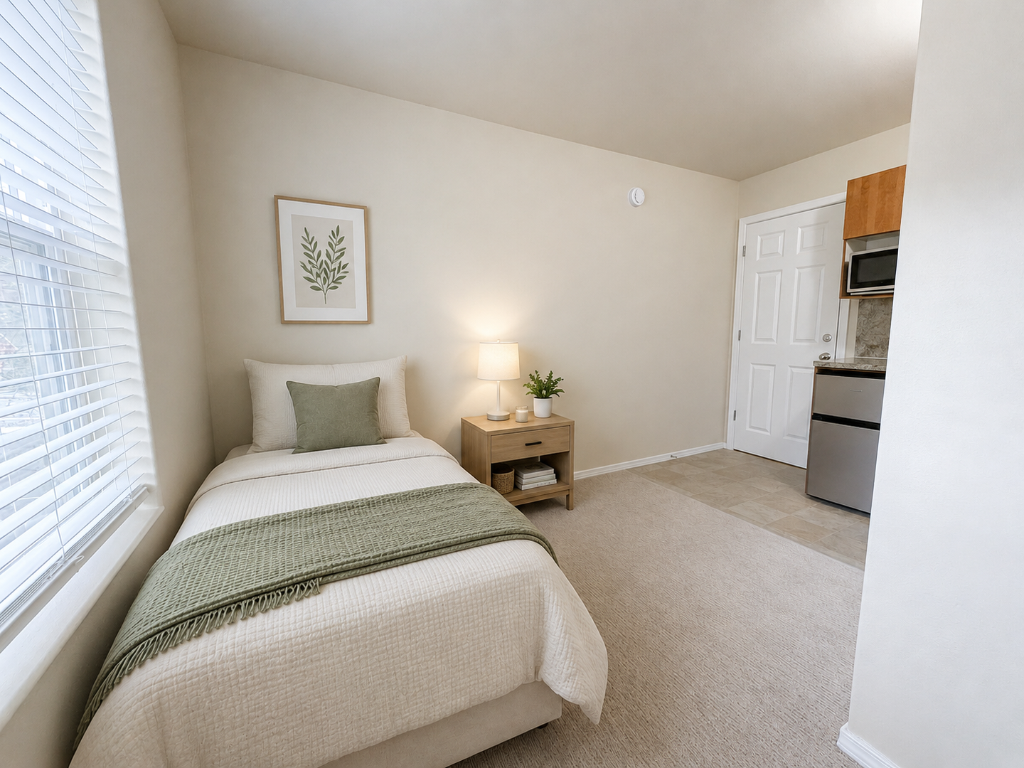Redmond Apartment: 16552 NE 84th CT