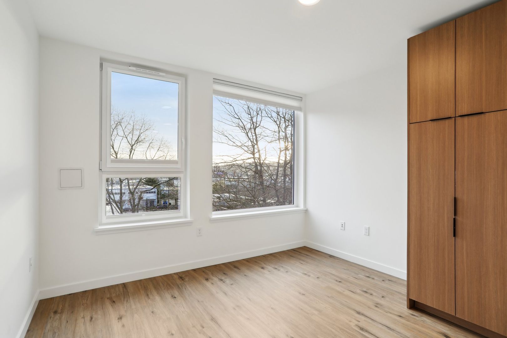 Seattle Apartment: 1140 NW Market St