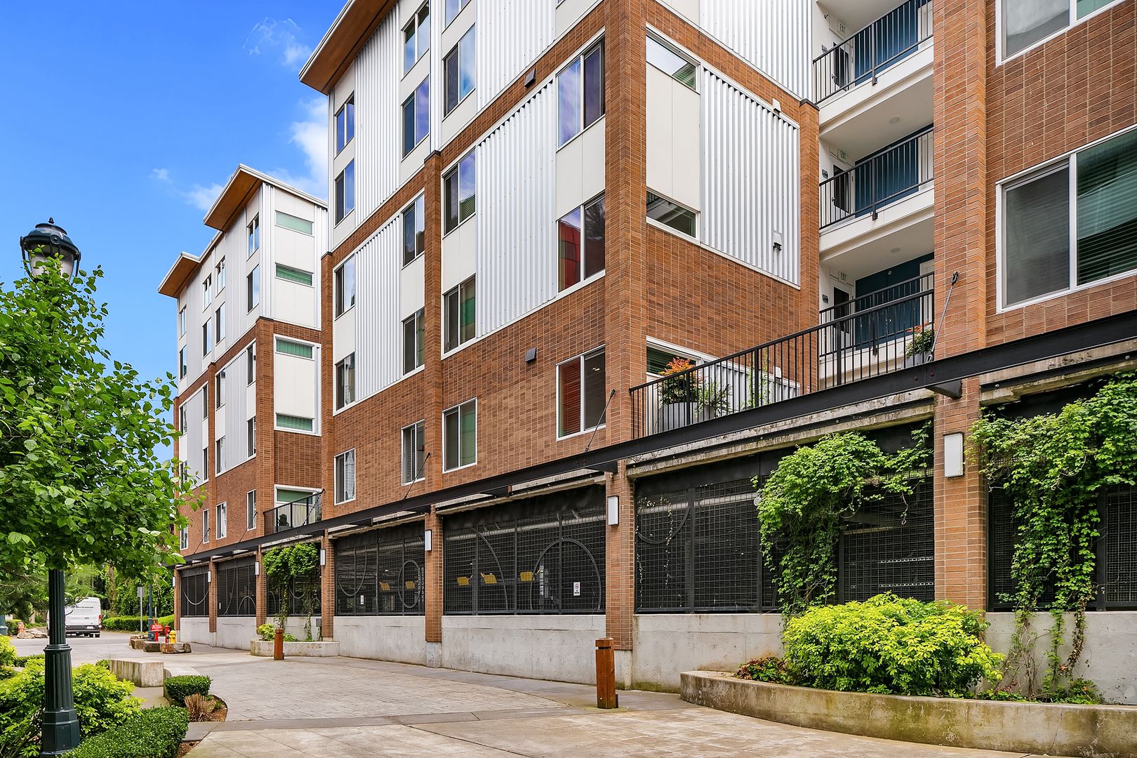 Redmond Apartment: 16210 NE 80th St