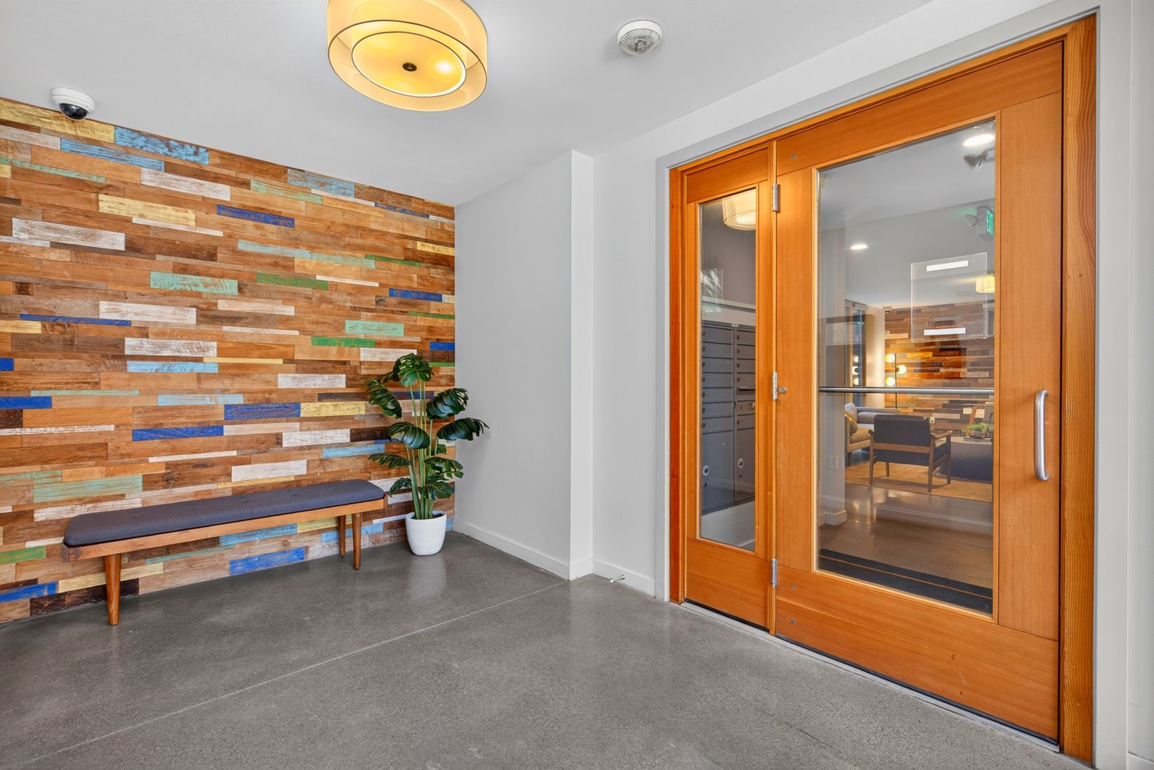 Lobby at 741 Harvard GATR (8 of 8)