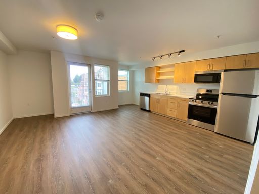 >>Coming Soon<< September Move in One Bedroom Apartment with Balcony – photo 1