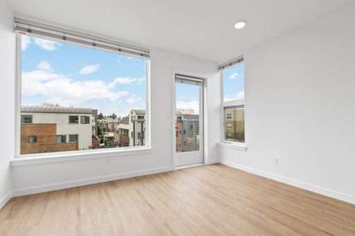 Brand-New Studio w/ Office or Small Room, Washer/Dryer In-Unit, Front Yard space/patio. 1 Month Free! – photo 1