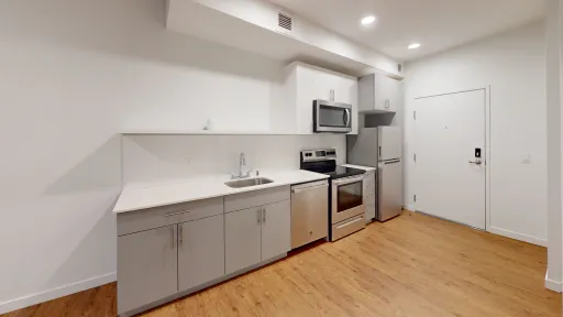 Modern One Bedroom with Laundry in Unit, Full Bath - 6 Weeks Free and Free Google Fiber for 1 Year! – photo 1