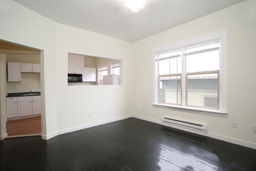 Fairmont Cherry Hill Apartments - One Bedroom in Seattle's Central District - 1ST MONTH FREE! – photo 1