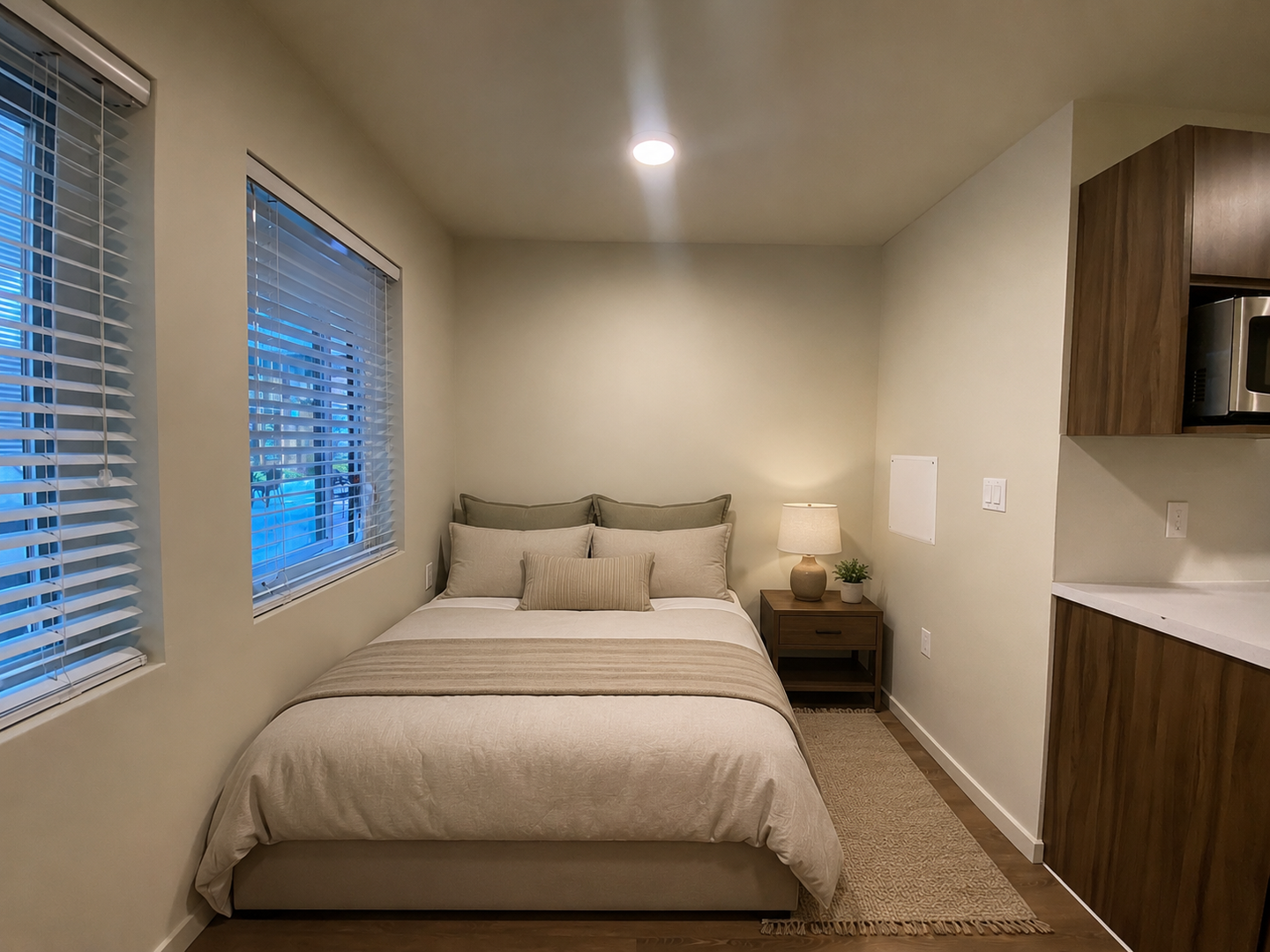 Kirkland Apartment: 330 4th ST