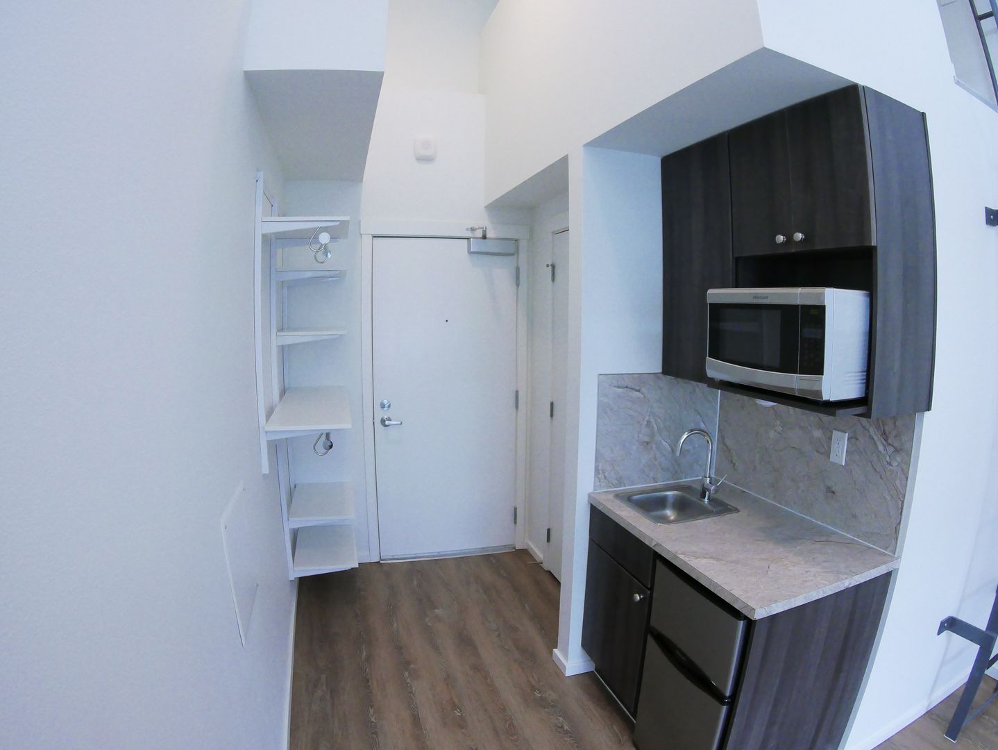 Redmond Apartment: 16210 NE 80th St