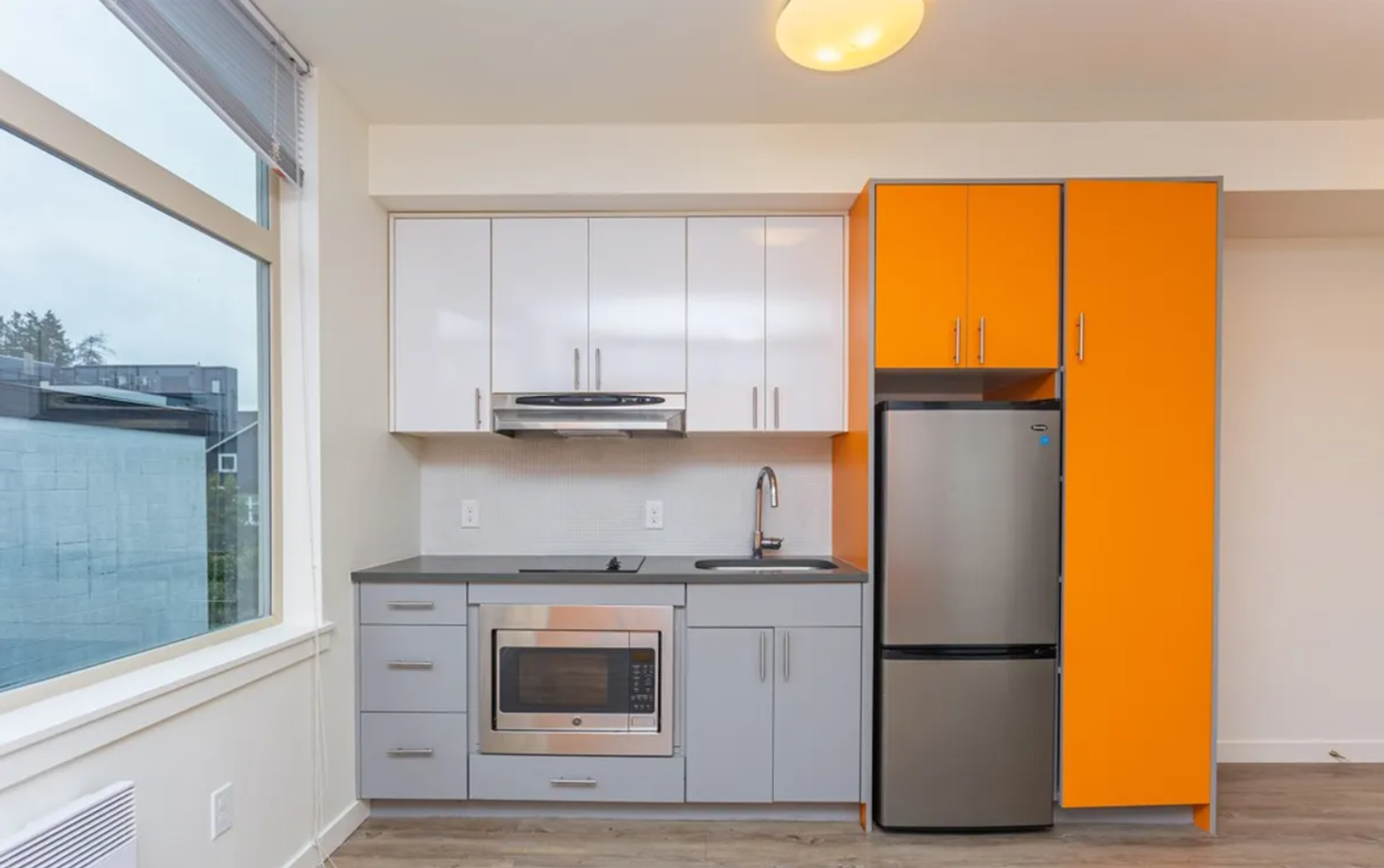 Seattle Apartment: 155 17th Ave