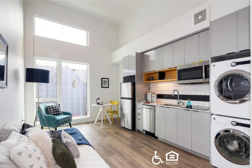 Luna Apartment - $1,375.00 - ONE MONTH FREE!!! All Utilities Included – photo 1