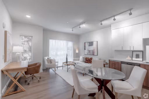 Best of Both Worlds - Tranquil Living with City Convenience in Shoreline 2 MONTHS FREE! – photo 1