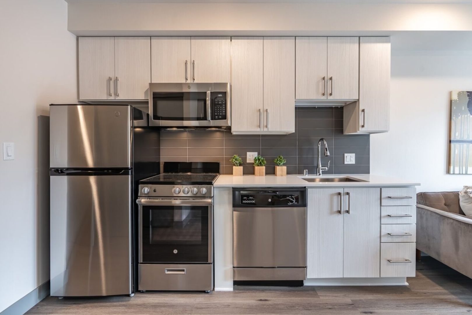 Seattle Apartment: 6301 15th Ave NW