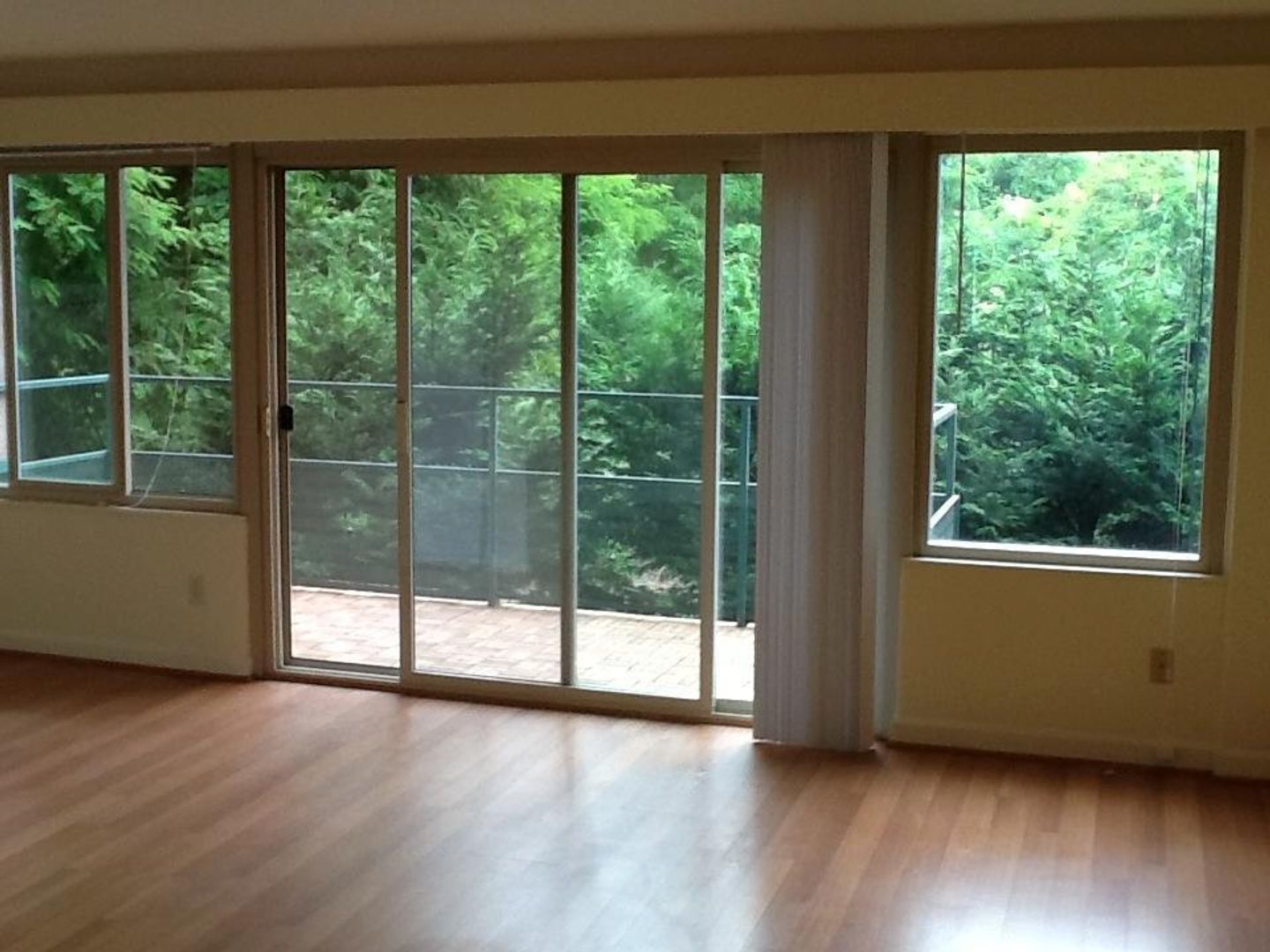 Seattle Apartment: 1700 Taylor Ave N