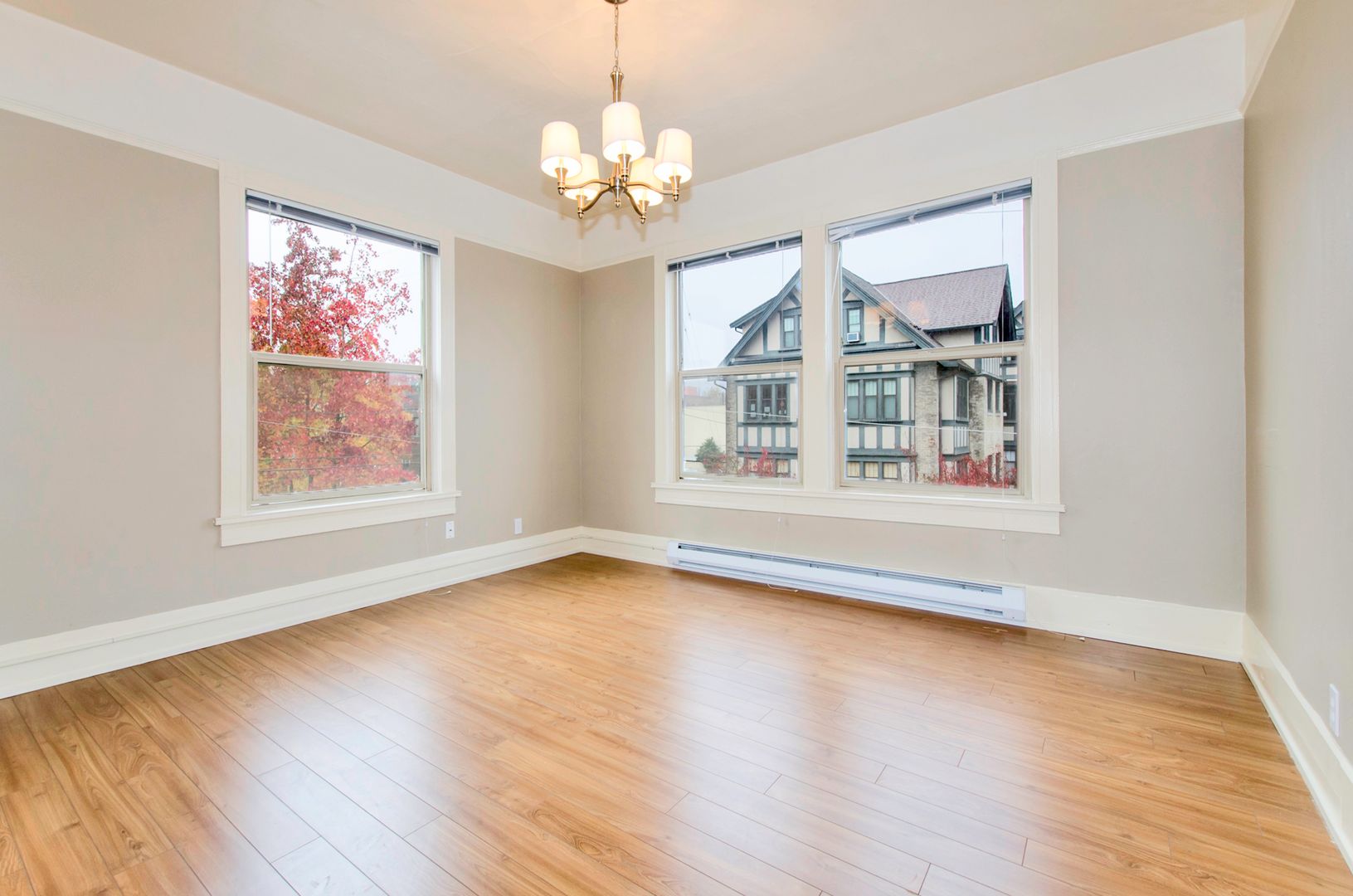 Seattle Apartment: 349 16th Ave E.