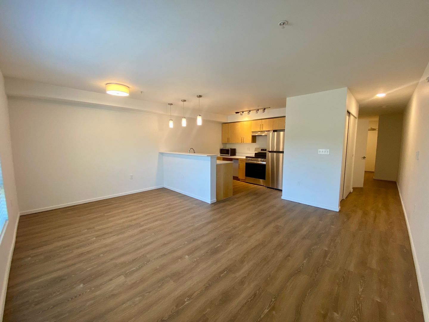 Kirkland Apartment: 450 Central Way