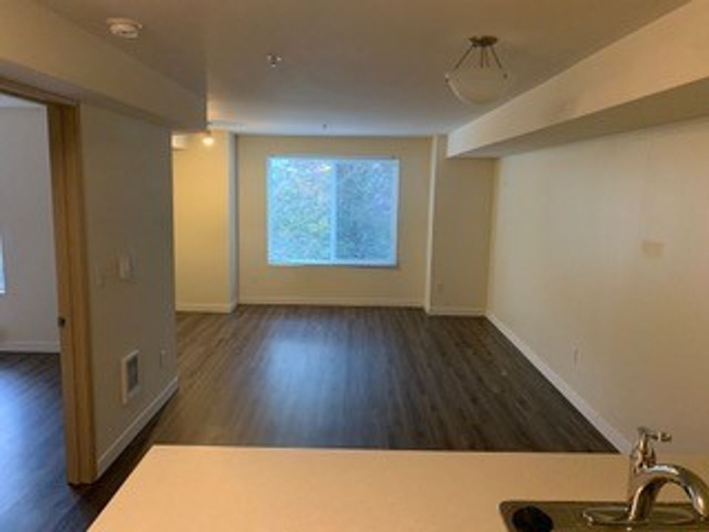 Seattle Apartment: 300 11th Ave