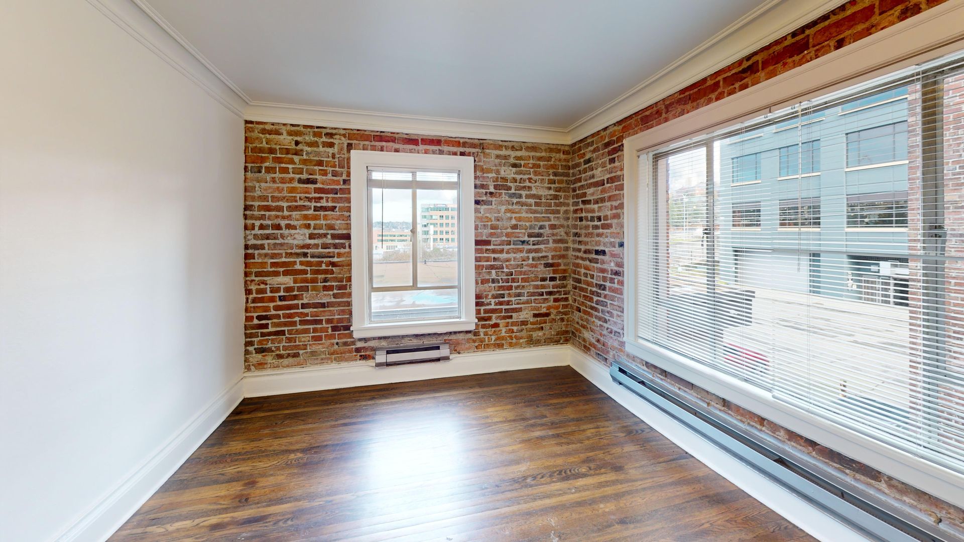 Seattle Apartment: 603 Pontius Ave N