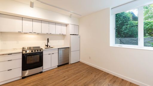 Receive 2 Weeks Rent Free! New Apartment in Beacon Hill, Seattle! – photo 1