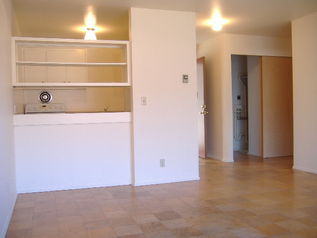 Seattle Apartment: 525 East Roy St