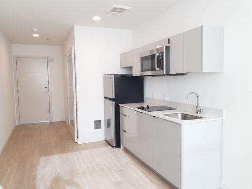 Sunrise Studio Among the Trees in Eastlake! Income Restricted - ALL Utilities Included & 1 Month Free! – photo 1