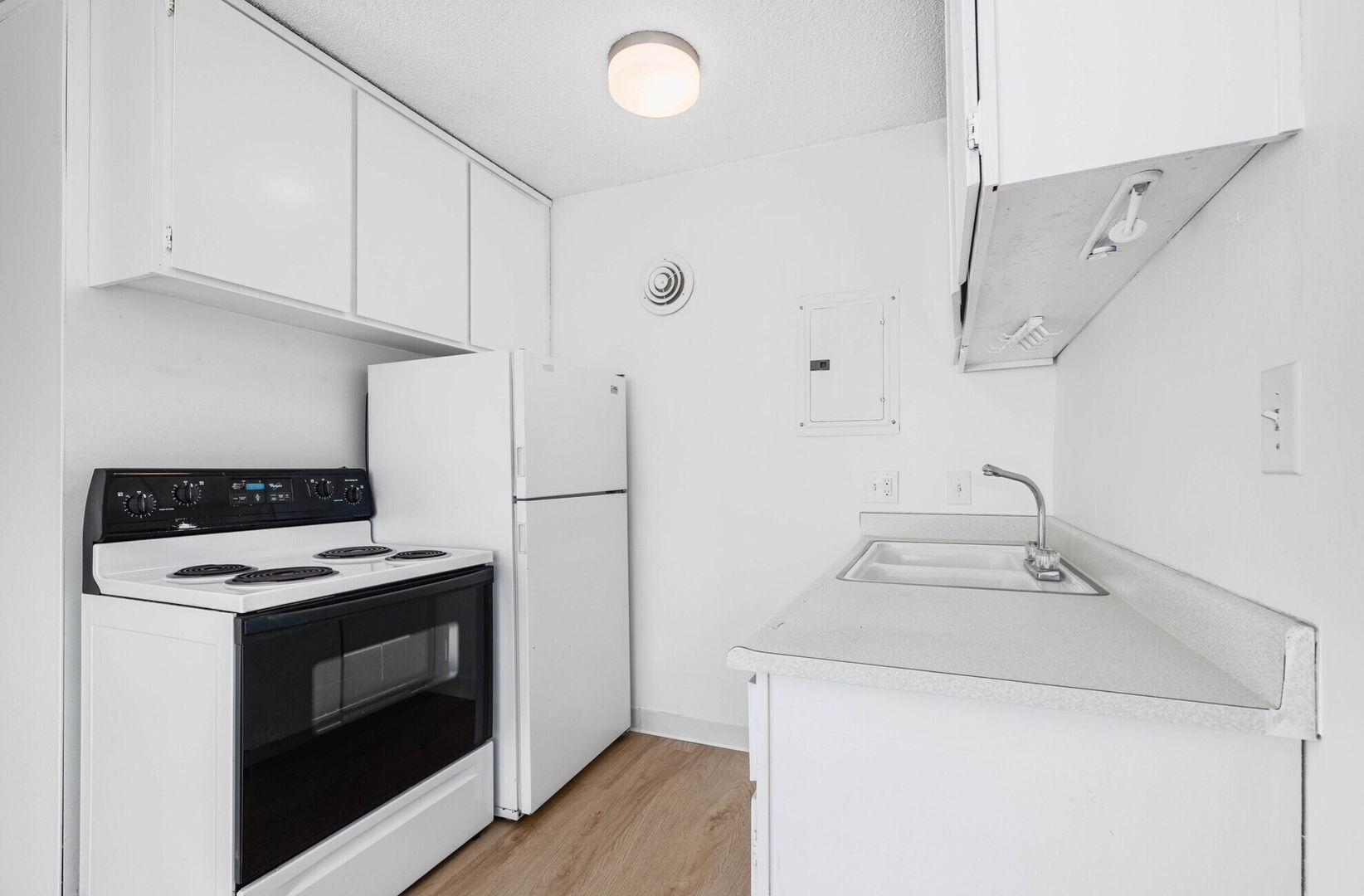 Seattle Apartment: 3630 Renton Ave S