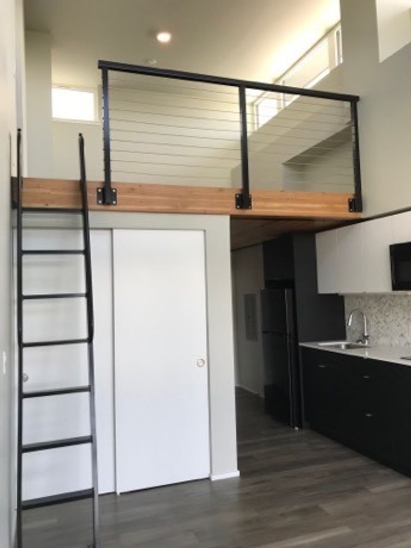 Seattle Apartment: 6726 Greenwood Ave N