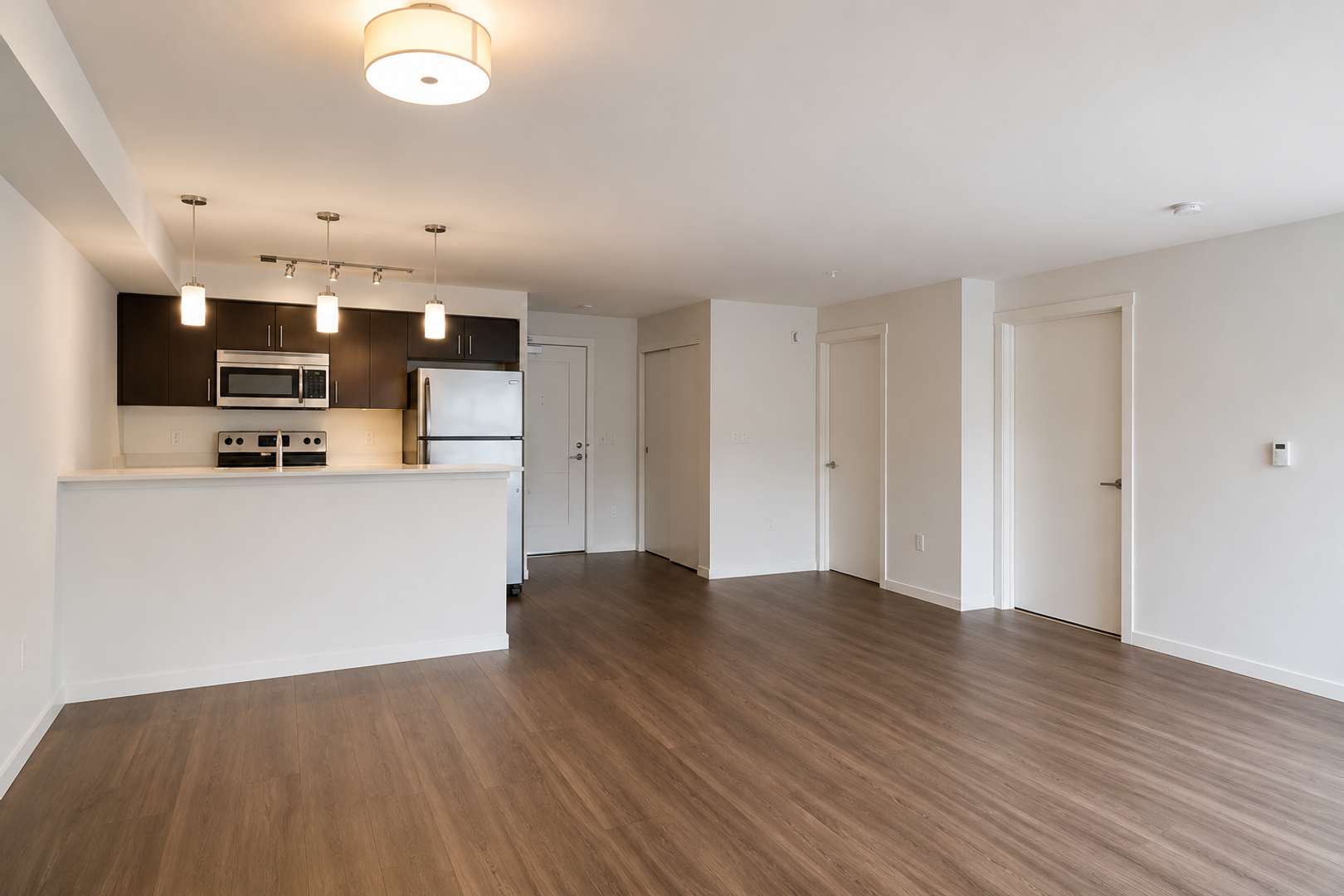 Kirkland Apartment: 450 Central Way