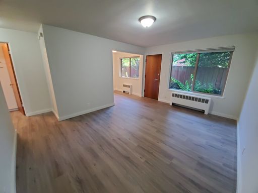 Beautiful mid-century 1BD - Newly Remodeled Unit in Lower Queen Anne. ONE WEEK FREE! – photo 1
