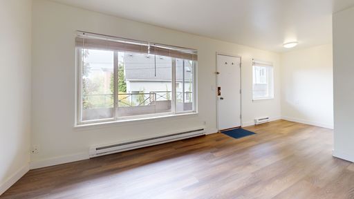 Spacious 1 Bed/1 Bath in the Heart of Capitol Hill! – photo 1