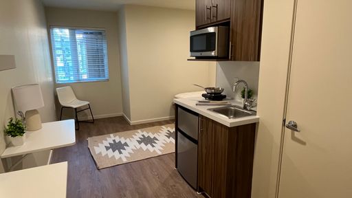 >>Coming Soon<< The perfect location for your lifestyle, Downtown Kirkland Eco Flat Studio – photo 1