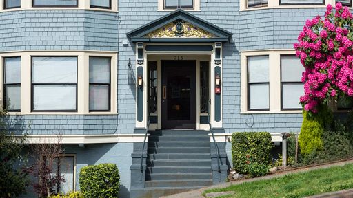 Charming, Vintage Lower Queen Anne Studio Apartment with Private Entrance – photo 1