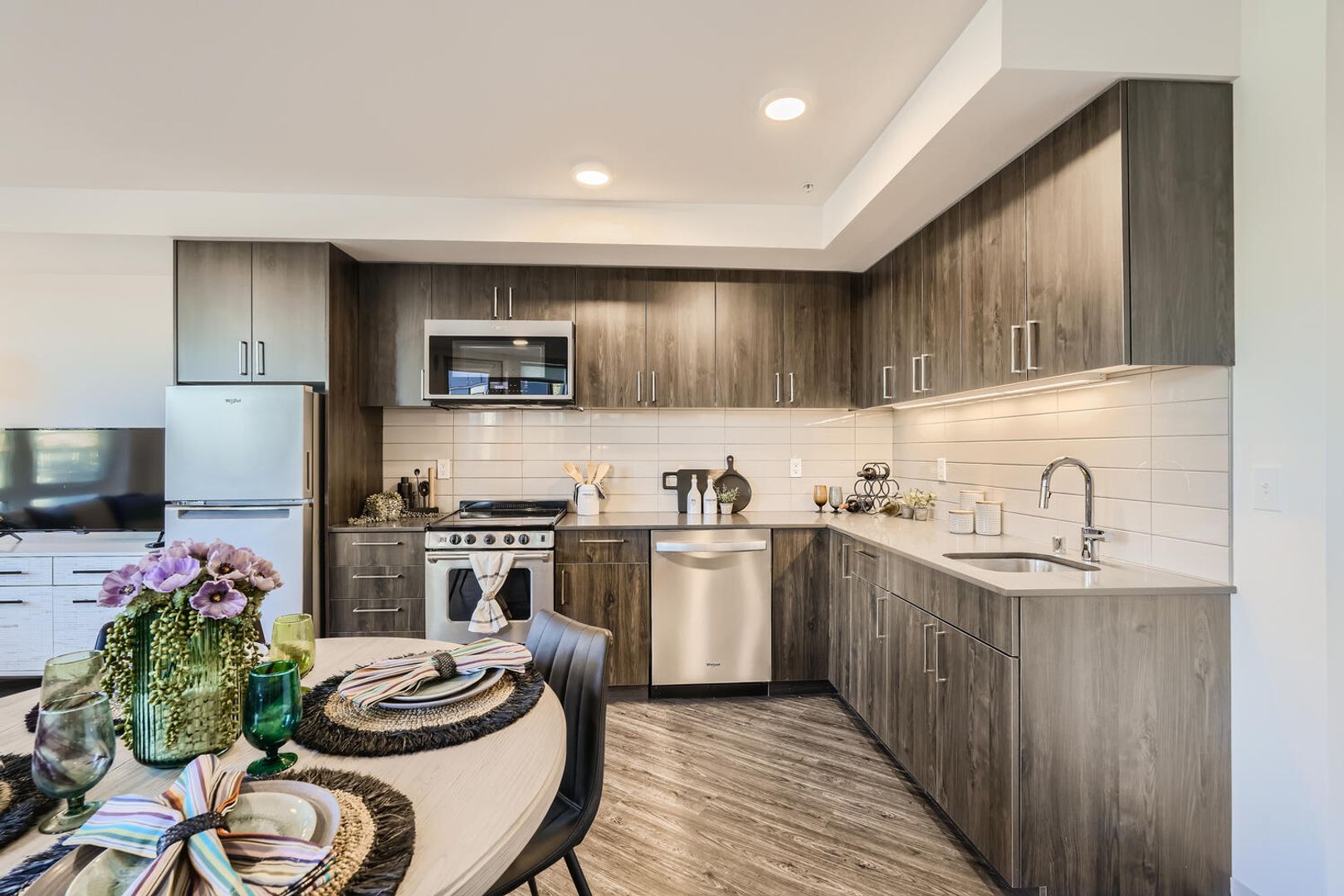 Seattle Apartment: 5231 Rainier Ave S