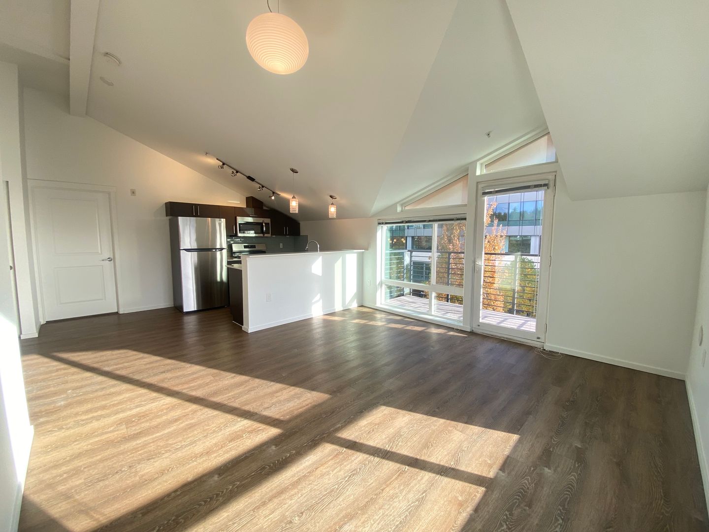 Kirkland Apartment: 450 Central Way