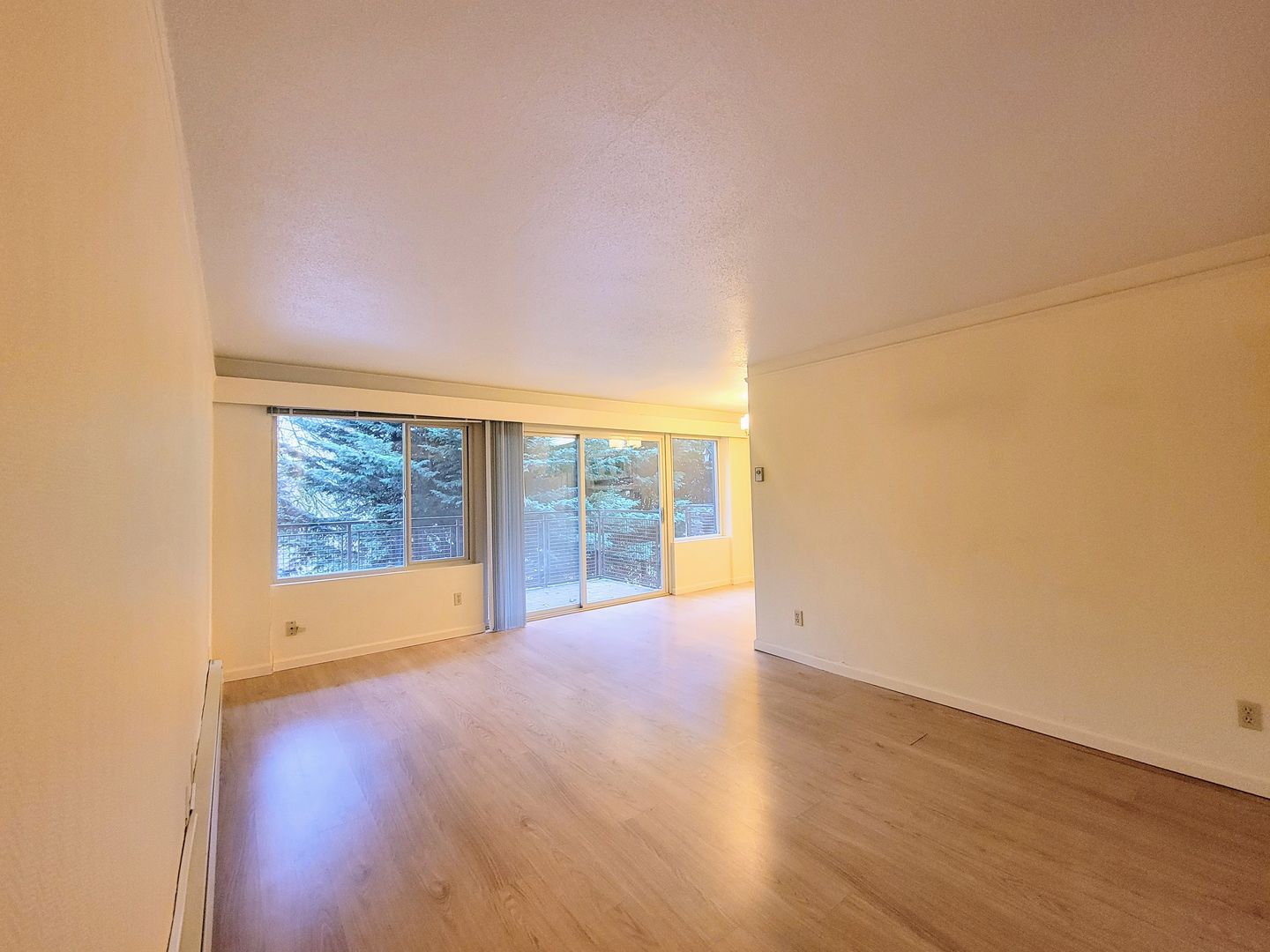 Seattle Apartment: 1700 Taylor Ave N