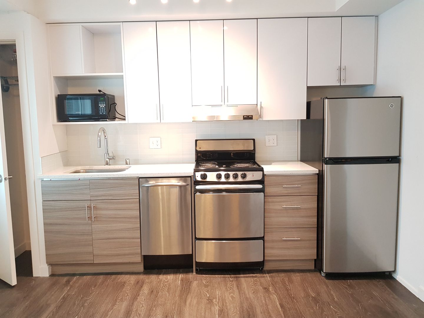 Seattle Apartment: 2302 E Denny Way