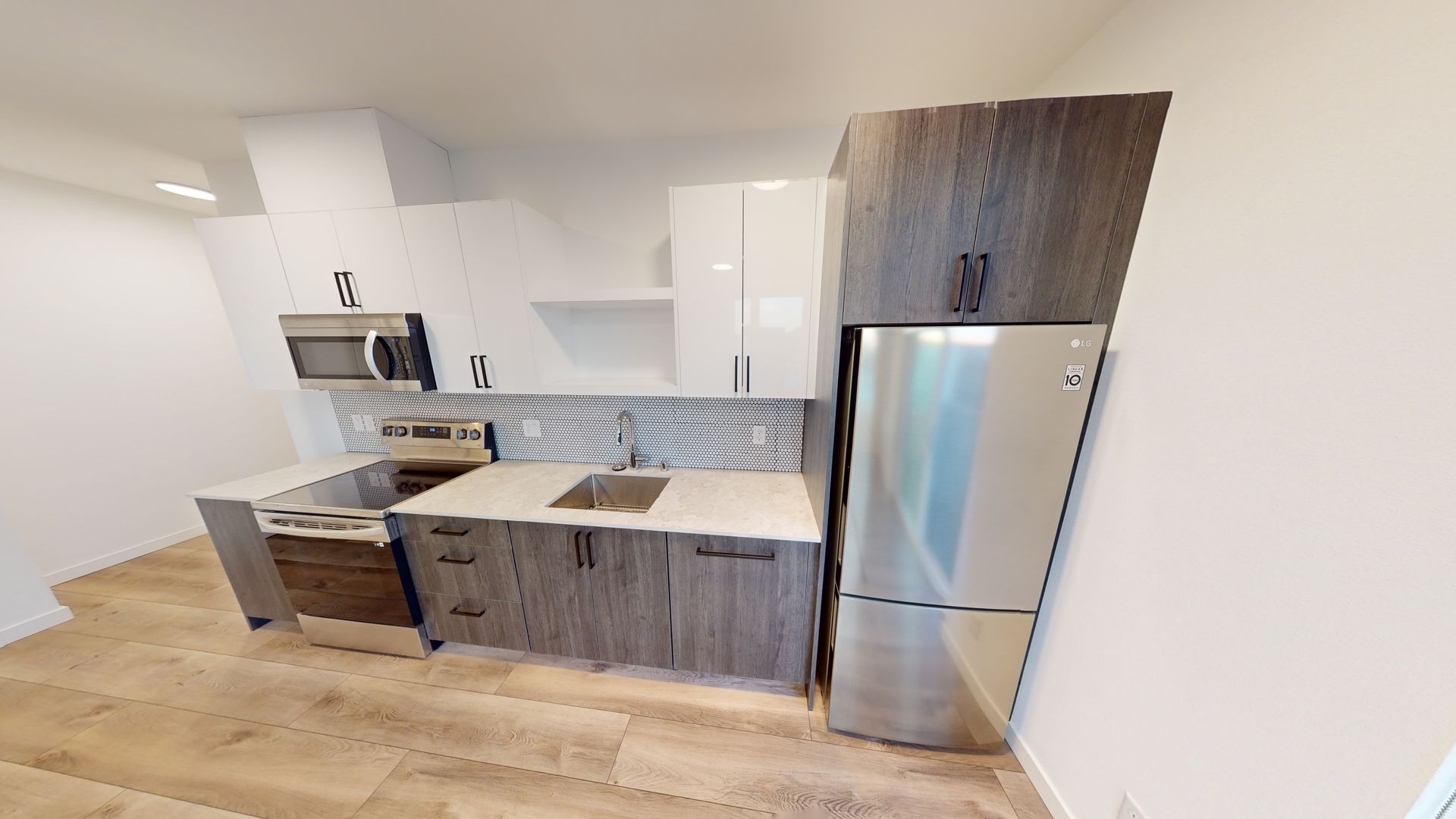 Seattle Apartment: 1123 NW 57th Street