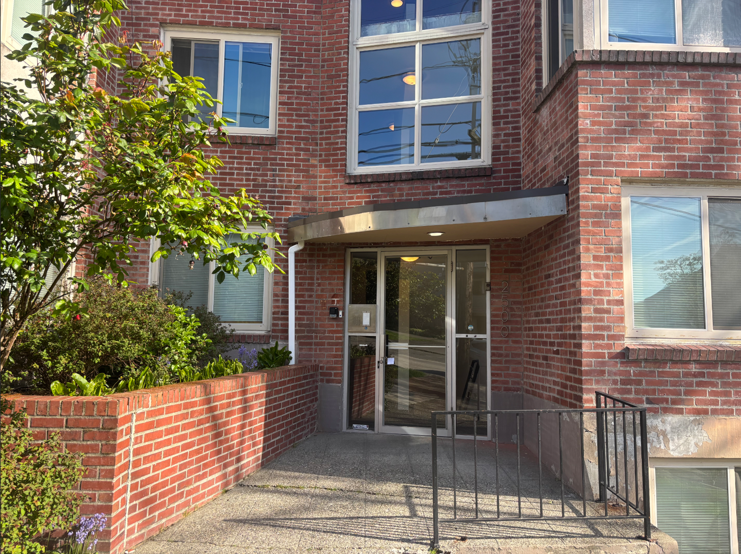 Seattle Apartment: 2500 E Denny Way