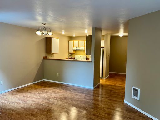 ONE MONTH FREE! Amazing Price on 1 Bedroom in Crown Hill!! Come Tour Today! – photo 1