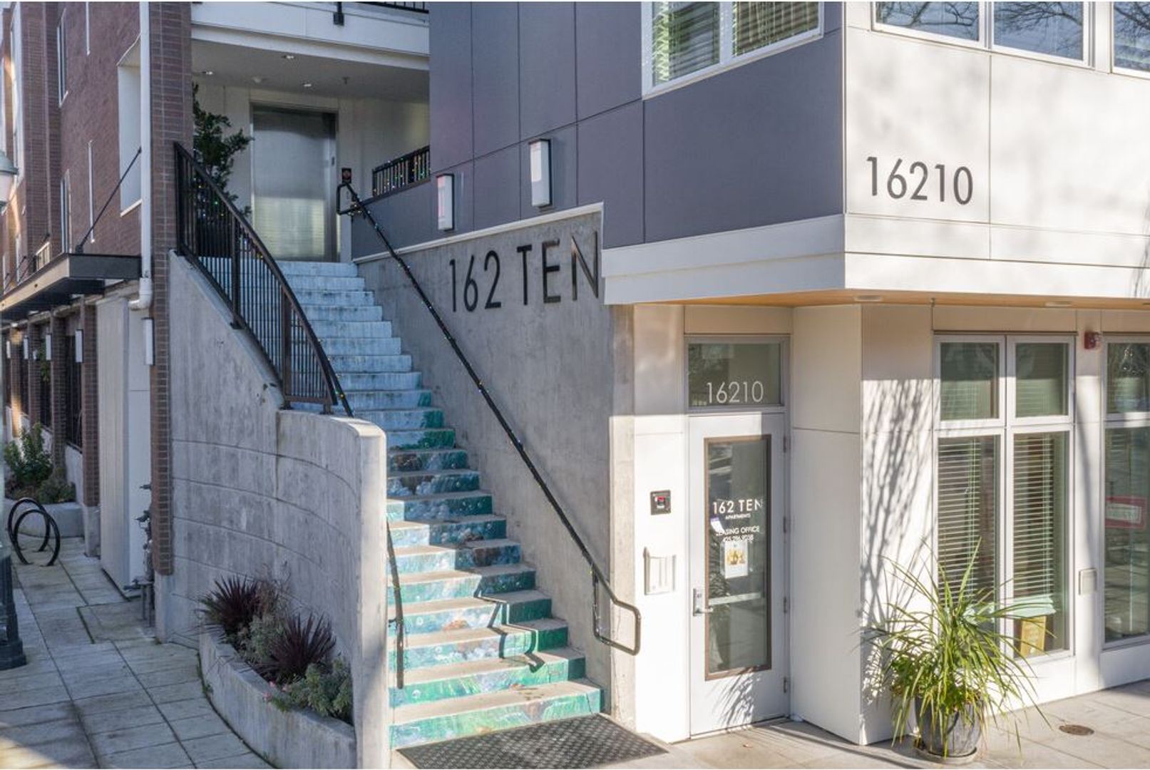 Redmond Apartment: 16210 NE 80th St