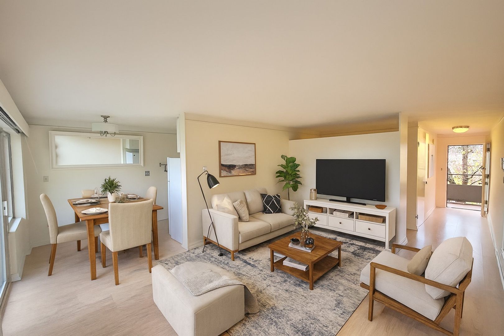 Seattle Apartment: 1700 Taylor Ave N