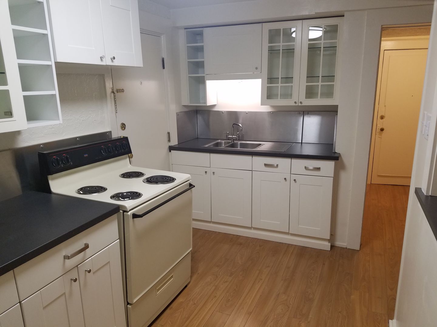 Seattle Apartment: 206 Harvard Ave E